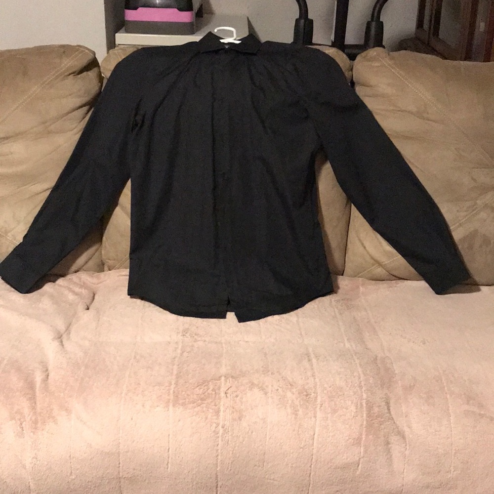 Men’s buttoned down shirt